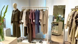 14-damenmode-naturtoene